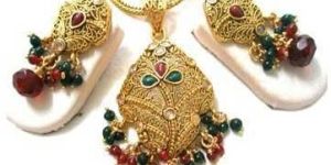 Kundan Pendant Set - (model No. - Kj - 7)