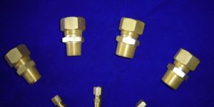 Compression Male Connector