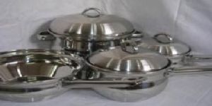 Belly Shaped Cookware Set