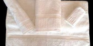 Uni-Dyed bath Towel