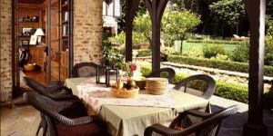 Elegant Dining Table