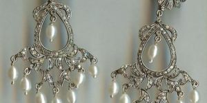 Silver Hanging Earrings