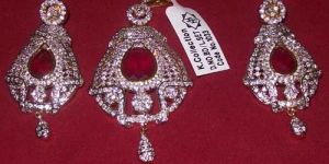 Designer Pendant Set