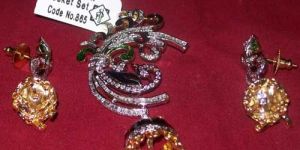 Designer Pendant Set