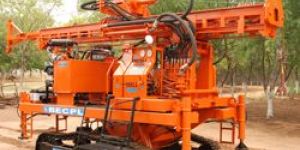 CRAWLER MOUNTED PILE DRILLING RIG