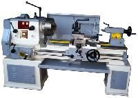 Gear Head Lathe Machine