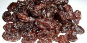 Black Raisins