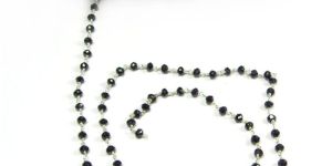 Black Spinnel Faceted Beads In Silver Chain