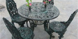 Cast Iron Chair Set