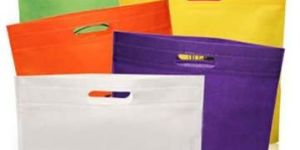 Non Woven D-Cut Bags