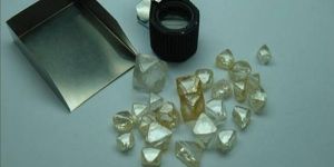 Rough Diamonds 02