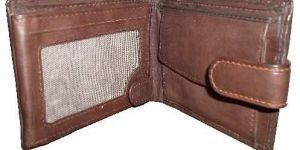 Item Code : HE-WLT-001 Billfold leather Wallet