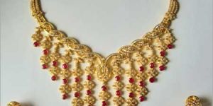 Gold Necklace Set
