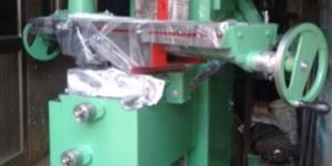 Universal Milling Machine