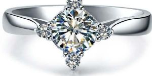 Engagement Diamond Ring