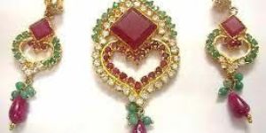 Imitation Pendant Set