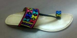 Kolhapuri Chappal