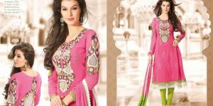 Fuchsia Designer Heavy Embroidered Salwar Kameez