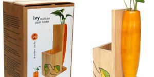 IVY Wooden Plant Holder
