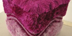 Poly Shaggy Pouf