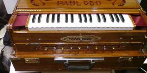 Scale Changer Harmonium