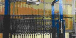 Hydraulic Goods Lift 02