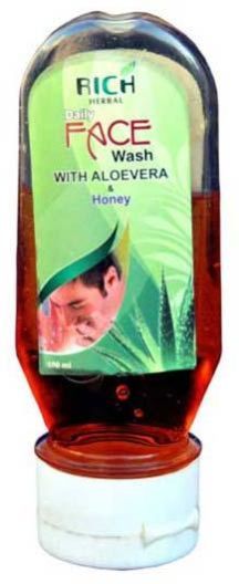 Rich Herbal Face Wash