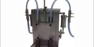 Semi Automatic Liquid Filling Machine