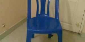 Armless Plastic Chairs