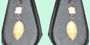 Fashion Earrings - E 007 Bj