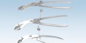 Self Centring Forcep