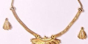 Gold Necklaces