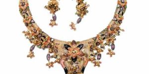 Antique Gold Necklace- Dsc01011