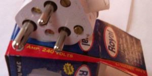 3 Pin Plug
