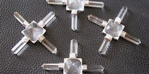 Crystal Pyramid Generator