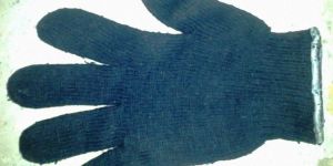 Knitted Hand Gloves
