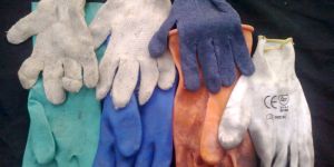 Used Hand Gloves