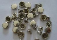 Rivet Button