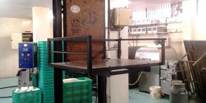 Material Handling Lift