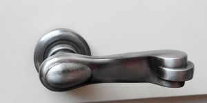 Black Antique - (zmm 117 A)