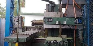 Universal Milling Machine