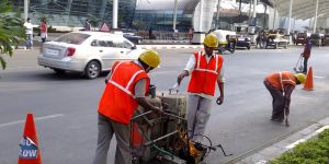 Thermoplastic Road Marking Machine