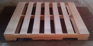 Heat Treated Wood Arch Pallet