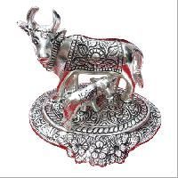 White Metal Handicraft