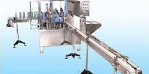 Fully Automatic Rinsing Filling Capping Machine