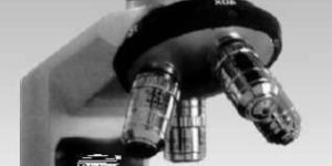 Trinocular Research Microscopes