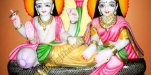 Laxmi Narayan Marble Statue