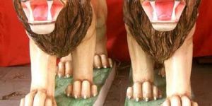 Lions Pai Statue