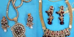 Imitation Jewellery 01