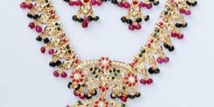 Stone Studded Necklace Set (Heavy Weight)